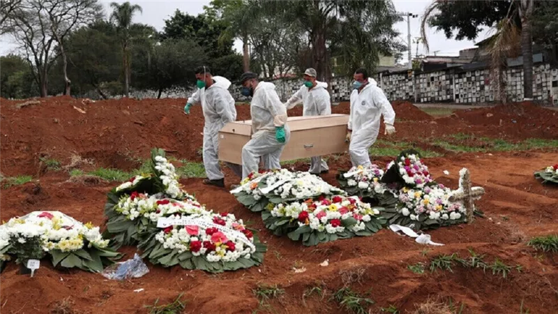 البرازيل تسجل 30026 إصابة و571 وفاة جديدة بكورونا