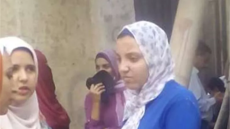 توزيع الكمامات ولاقبال الكثيف للشباب ابرز المشاهد الانتخابية في لجان الصف وأطفيح .. صور وفيديو