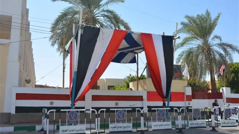 وصول 75 قاضيا لمقار لجان الانتخابات الفرعية بالوادى الجديد