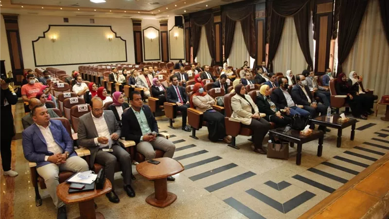 وزيرالرياضة يدعو الشباب للمشاركة فى حملة 