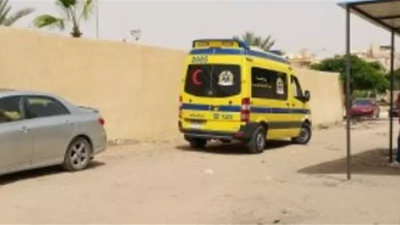 تفاصيل مصرع 3 أشخاص وإصابة 3 آخرين فى حادث تصادم على طريق سوهاج البحر الأحمر