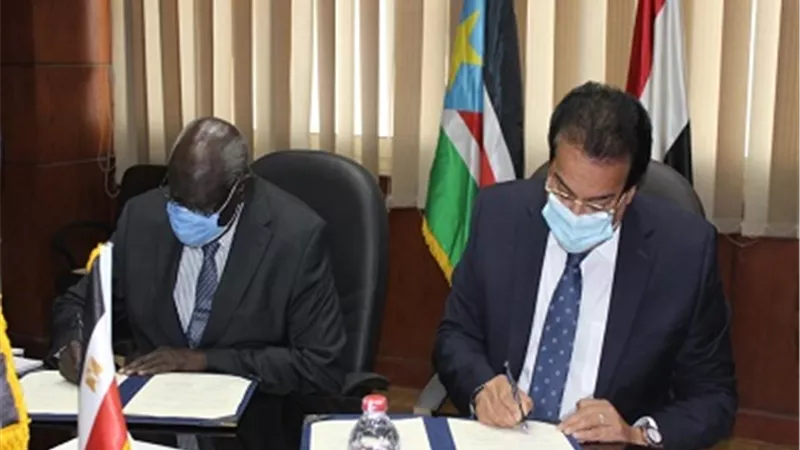 وزير التعليم العالي: 300 منحة جامعية و100 منحة دراسات عليا لطلاب جنوب السودان