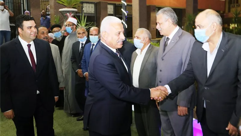 موكب عربات الزهور بمناسبة مرور47 عاما علي انتصارات شعب السويس