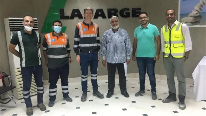 التخلص الآمن من 34.9 طن مبيدات ضارة بالموانئ المصرية.. بالصور