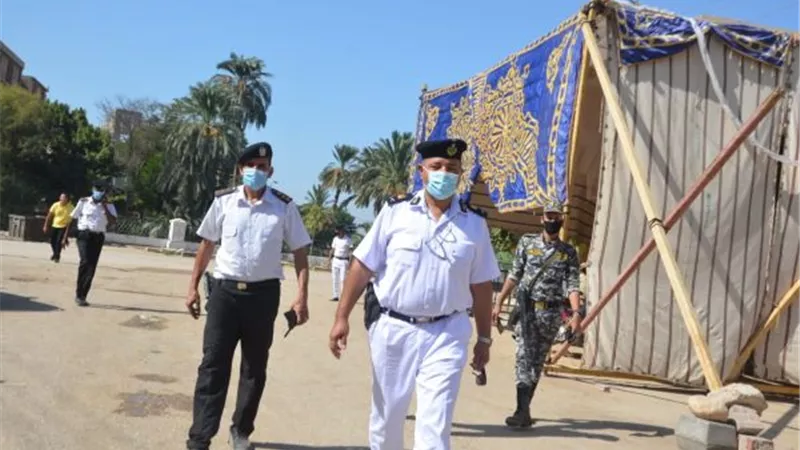 حكمدار الأقصر يتفقد اللجان الإنتخابية لمجلس النواب.. بالصور