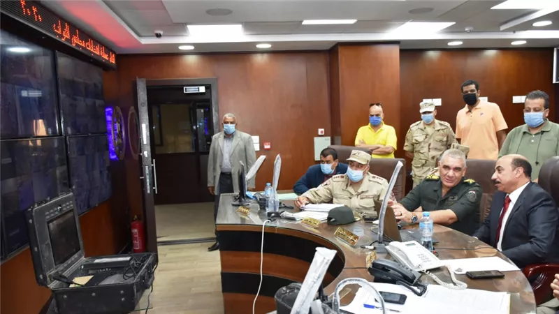 محافظ أسوان يتابع سير إنتخابات مجلس النواب ويطالب المواطنين بالنزول للإدلاء برأيهم