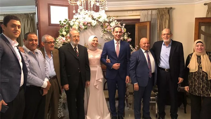 الف مبروك الخطوبة السعيدة