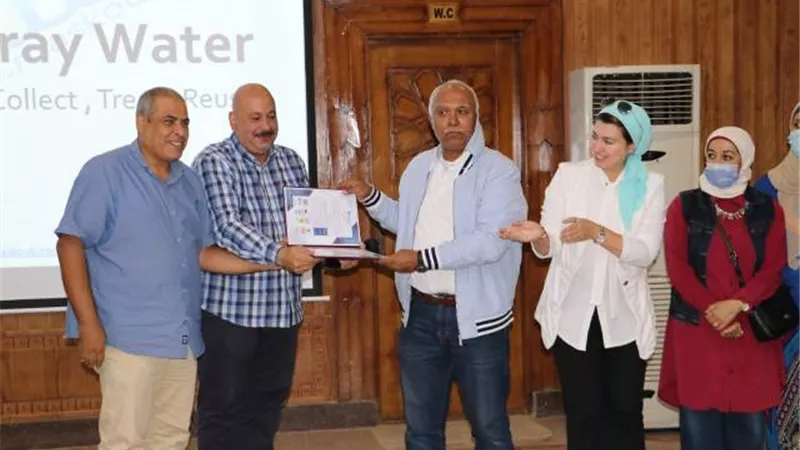 مدينة٦أكتوبر تدشن تجربة إعادة تدوير 