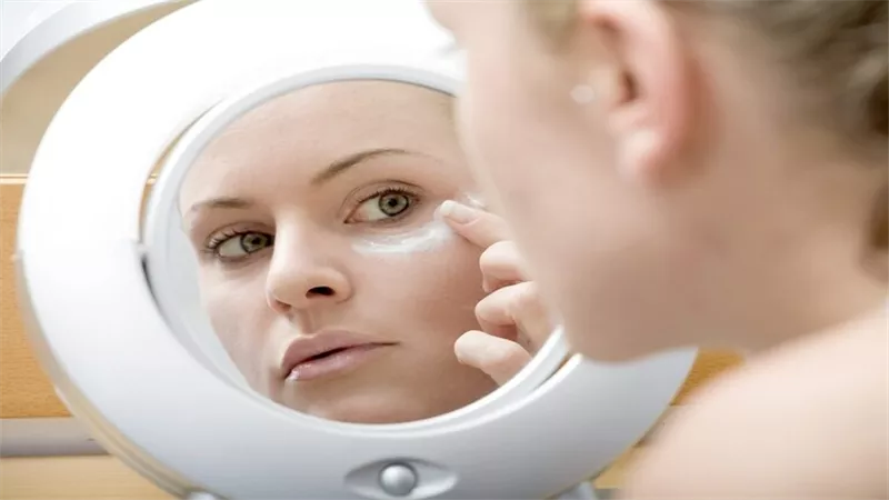 ملامح وجه نموذجية ..تحديد ثلاثة معايير للجمال