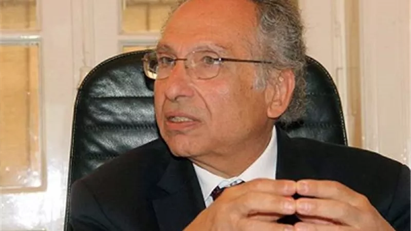 حبس ممدوح حمزة ٦ اشهر لنشر اخبار كاذبة