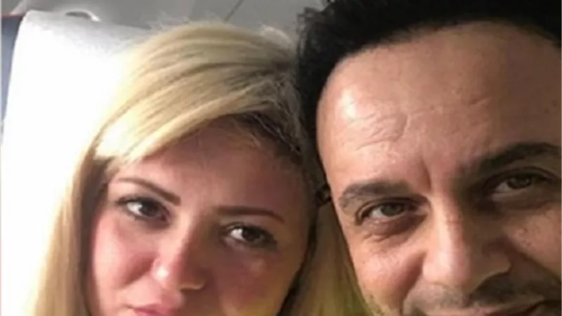 مصطفى قمر وزوجته يطيران إلى الجونة لحضور فعاليات الجونة السينمائى