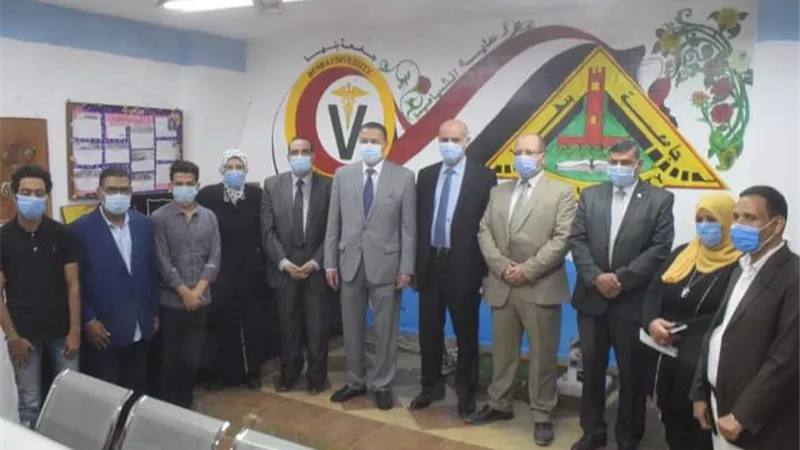 رئيس جامعة بنها يتفقد الدراسة بكليتي الطب البيطري والزراعة بمشتهر
