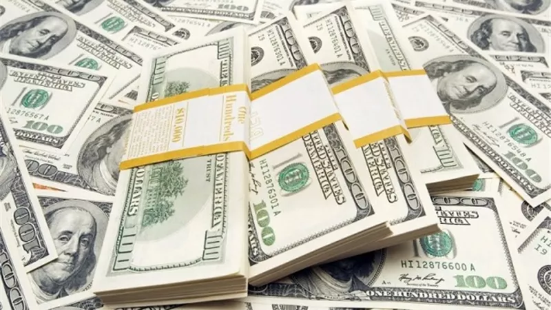 ارتفاع الدولار وسط تلاشى حزمة التحفيز الأمريكى