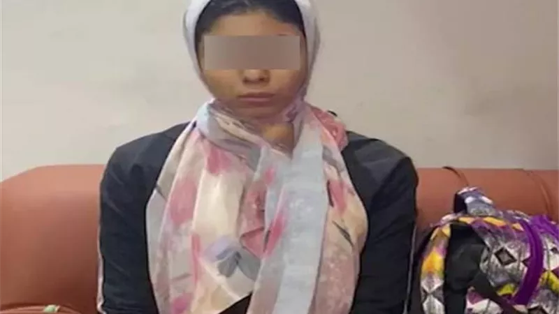 «مش هرجع البيت تاني.. والبركة في النت».. ماذا قالت فتاة بورسعيد بعدما أعادتها الداخلية لأسرتها؟