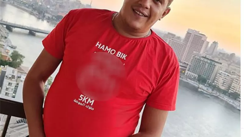 بسبب تيشيرت.. حمو بيكا يعتذر للجمهور.. صور