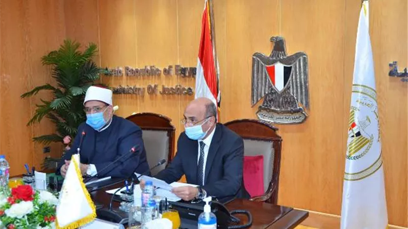وزيرا العدل والأوقاف يجتمعان لرد الأراضي الخاصة بالأوقاف من هيئة الإصلاح الزراعي