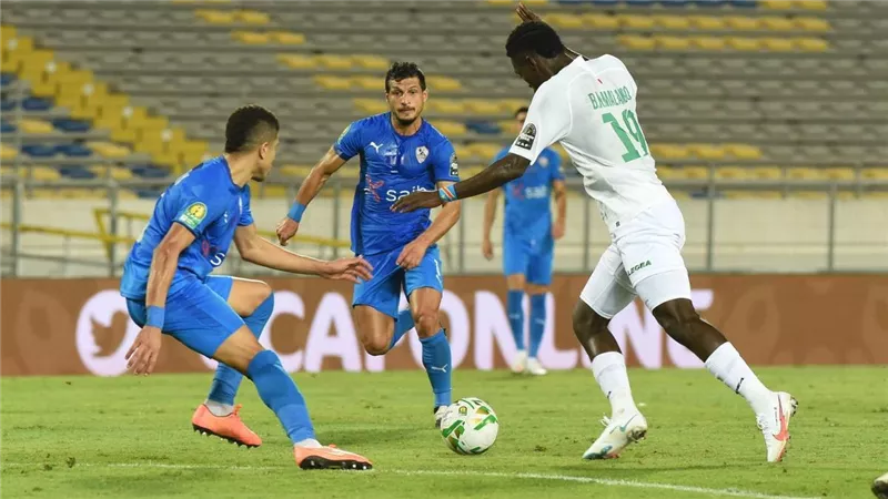 عيد عبد الملك: الكاف لم يطبق اللوائح في تأجيل مباراة الزمالك والرجاء