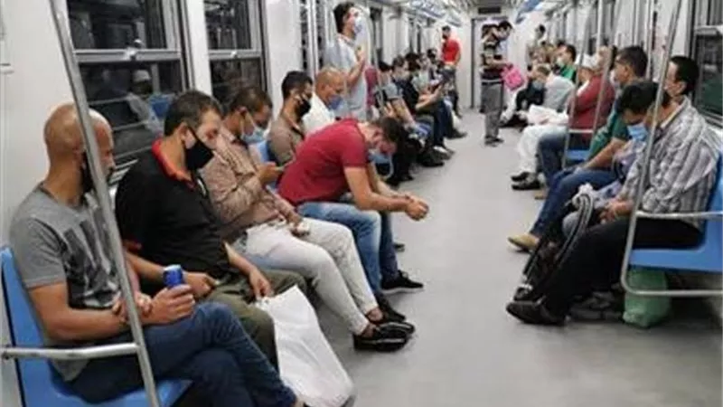 «المترو» يعلن تفاصيل توقيع غرامات على المخالفين لقرار ارتداء الكمامات للوقاية ضد كورونا