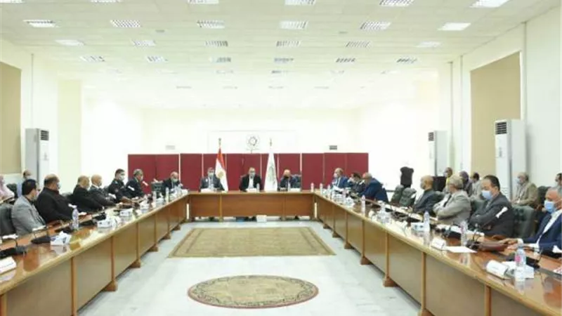 محافظ الشرقية يؤكد : لن اسمح بالتراخى فى مواجهة الموجة الثانية من كورونا