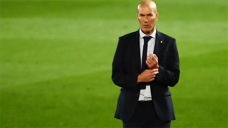 أول تعليق لزيدان بعد تعثر ريال مدريد أمام مونشنجلادباخ