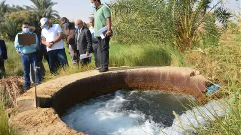 محافظ الوادى الجديد يشهد تجربة (التليمترى) للتحكم فى مياه الآبار عن بعد.صور