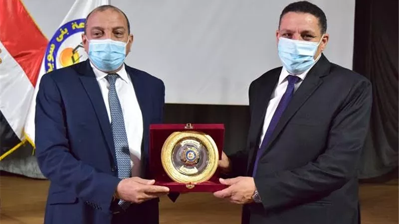 مجلس جامعة بنى سويف يكرم مؤسسة أحمد محسن لجهودها خلال أزمة كورونا
