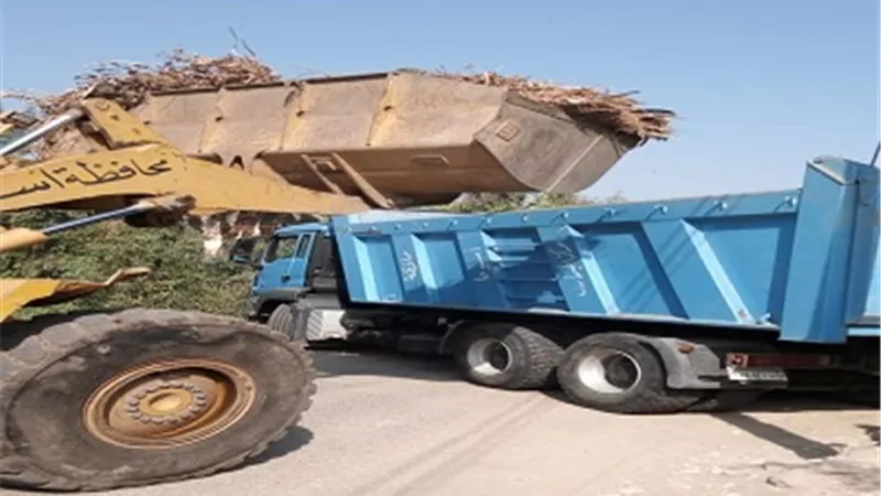 محافظ أسيوط: استمرار حملات تطهير الترع والمصارف .. ورفع وإزالة مخلفات الرى بالبداري