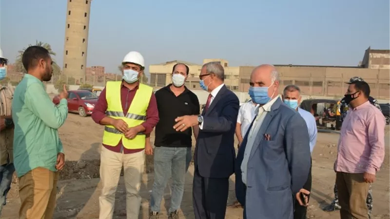 محافظ القليوبيه يتفقد أعمال تطوير طريق شركات البترول ويوجه بسرعة الانتهاء من المشروع .صور