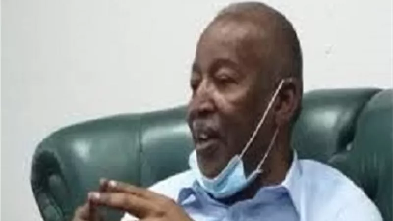 السودان.. إصابة كبير مستشارين لحمدوك ومحافظ البنك المركزي بكورونا
