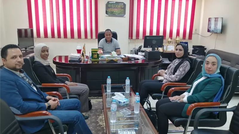 رئيس مركز الطود بالأقصر يلتقى متدربى البرنامج الرئاسى