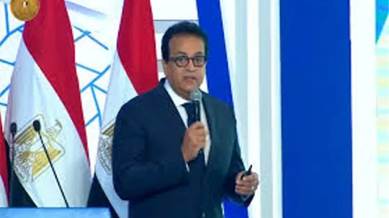وزير التعليم العالي: لا أميل للغلق الكلي للدراسة.. «ضرره أكثر من نفعه»