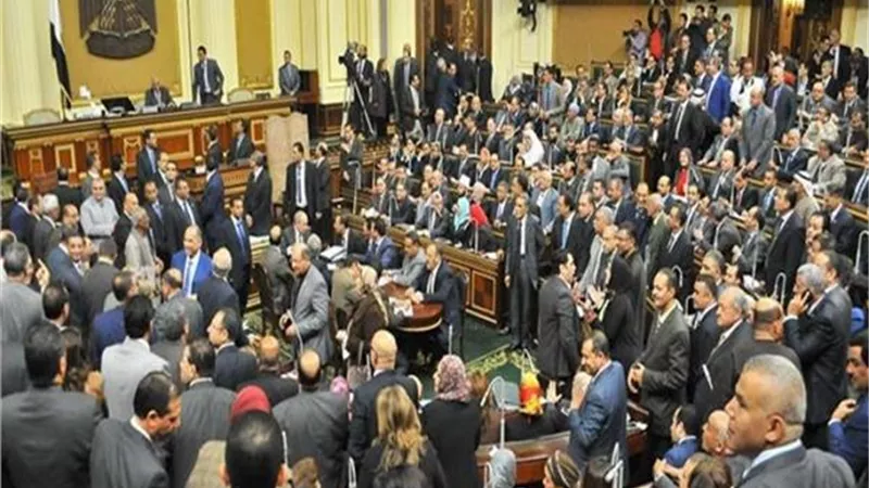 محلية البرلمان: 44 مليار جنيه لتطويرالاسواق العشوائية في مصر