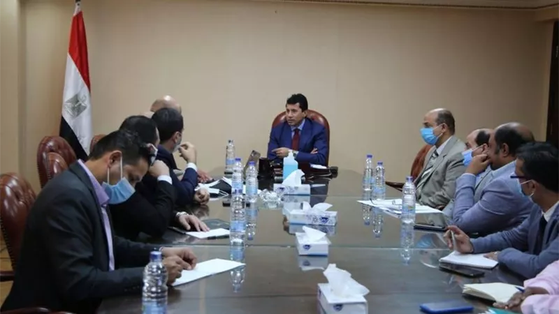 وزير الرياضة يجتمع باللجنة المنظمة لمونديال اليد مصر 2021