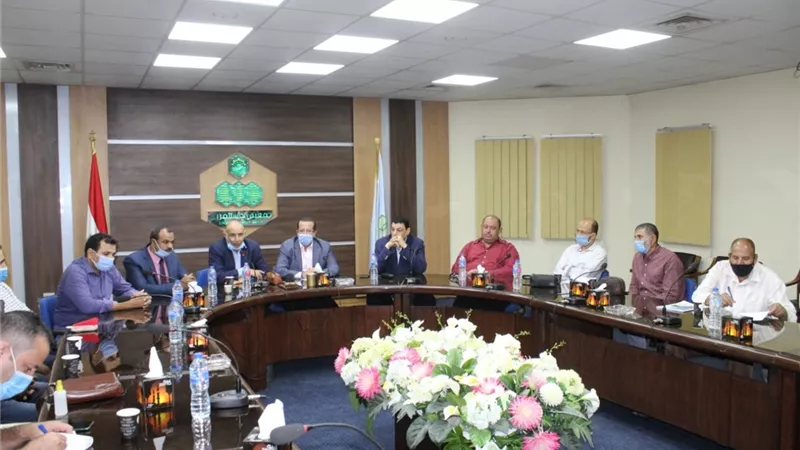بدء عمل لجان مكافحة كورونا بالعاشر من رمضان
