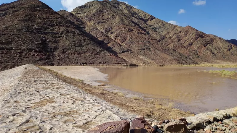 السيول تضرب مناطق جنوب سيناء.. وغلق طريق 