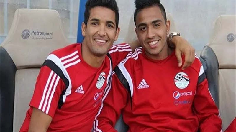 الاهلى يتغنى بصداقة كهربا وصالح جمعة