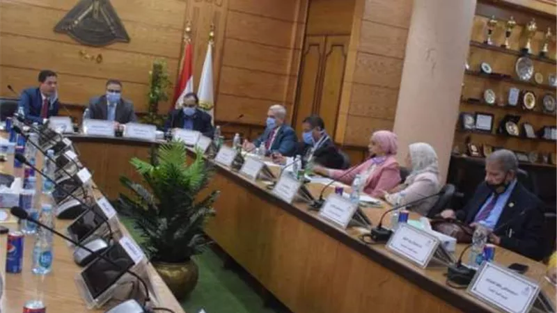 رئيس جامعة بنها يترأس اجتماع مجلس إدارة مركز ضمان الجودة