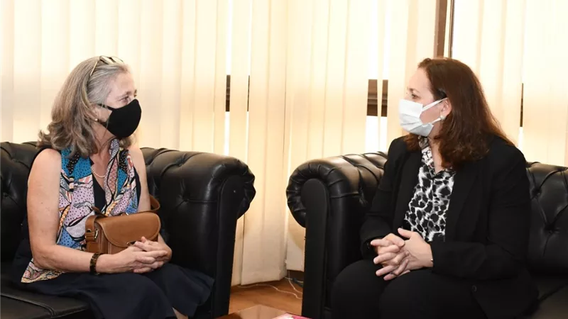 المعهد القومي للحوكمة والسفارة البرتغالية يبحثان أوجه التعاون المسقبلي