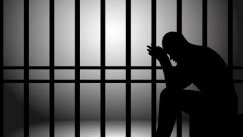 السجن المشدد 10 سنوات لصراف بمحكمة الزقازيق.. تعرف على السبب