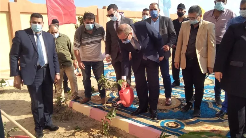 محافظ كفر الشيخ يفتتح مدرسة الوزارية لغات تجريبية بتكلفة ٩ ملايين ويوجه برصف الطريق