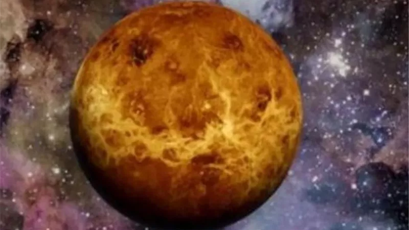 فى سماء الفجر ..الزهرة فى مرمى بصر العالم العربى طوال نوفمبر