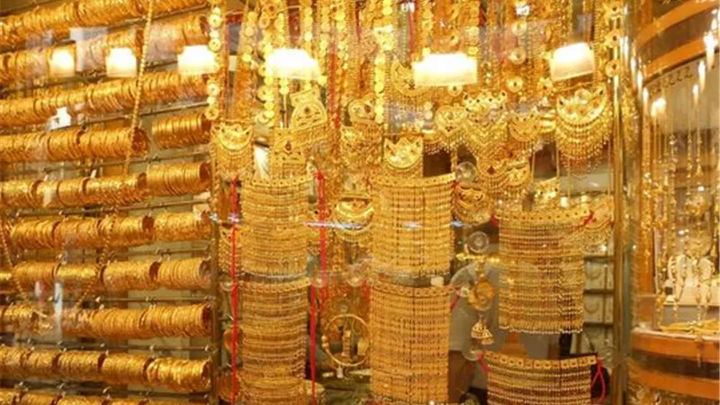 الذهب يرتفع 3 جنيهات.. وعيار 21 يسجل 825 جنيها للجرام