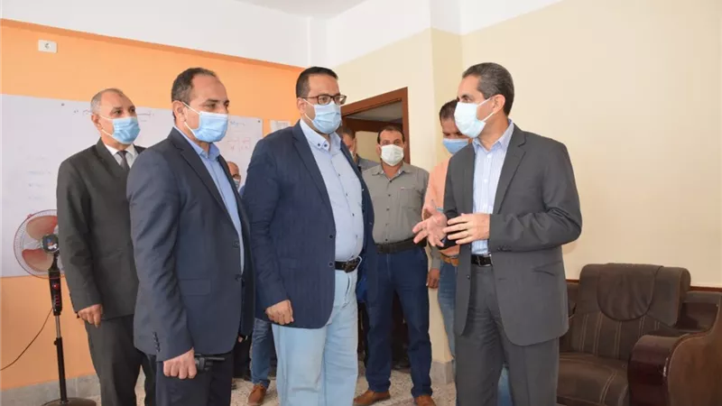 محافظ الغربية يتفقد مقرات مبيت قوات تأمين الانتخابات بزفتي والسنطة-صور