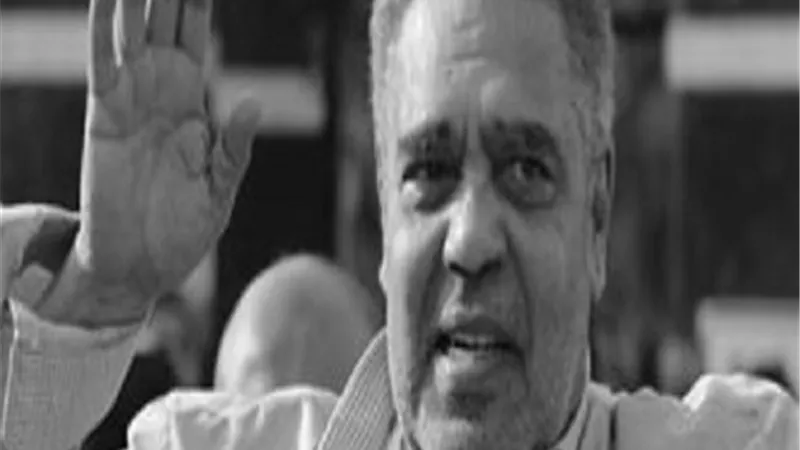 كان شايل هموم البشر كأنها قدره.. رسالة حزينة من مدحت العدل فى ذكرى رحيل شقيقه
