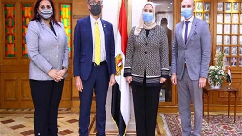 القباج: دعم جهود الهلال الاحمر المصري في مساعدة الأشقاء الأفارقة