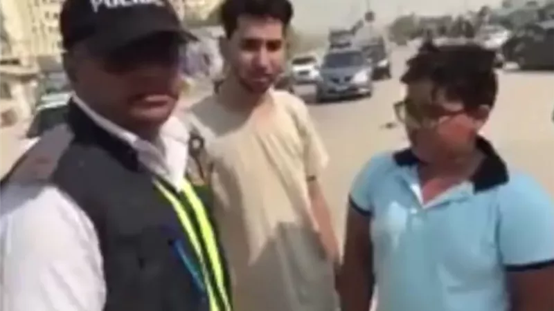 طفل السيارة فى نظر الطب النفسى ورجال القانون