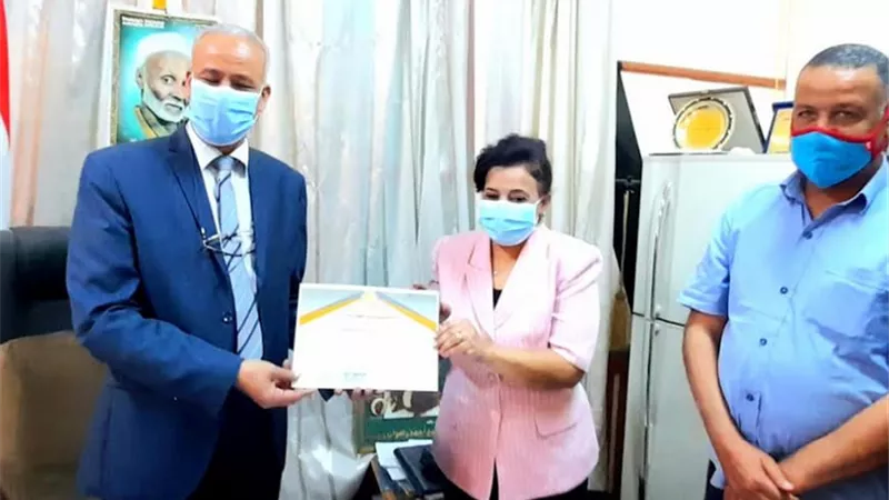 تعليم الأقصر يكرم المتفوقين فى المسابقات المختلفة