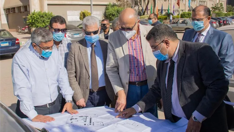 رئيس جامعة طنطا يتفقد الإنشاءات الجديدة لكلية الهندسة-صور