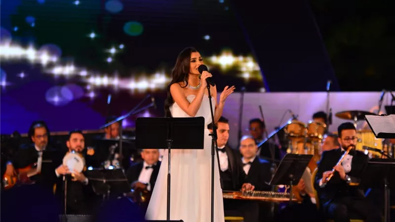كارمن سليمان تضئ الليله الثالثة من الموسيقى العربية.. صور