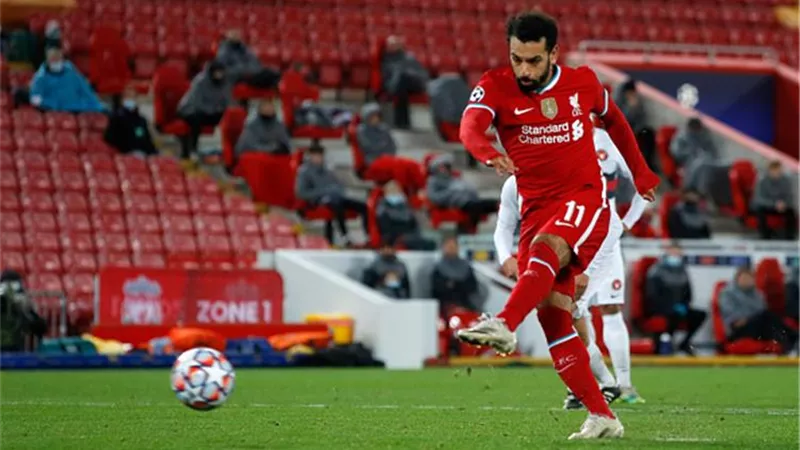 بعد التسجيل امام أتالانتا الإيطالى .. صلاح يتصدر قائمة هدافى ليفربول فى دورى الأبطال